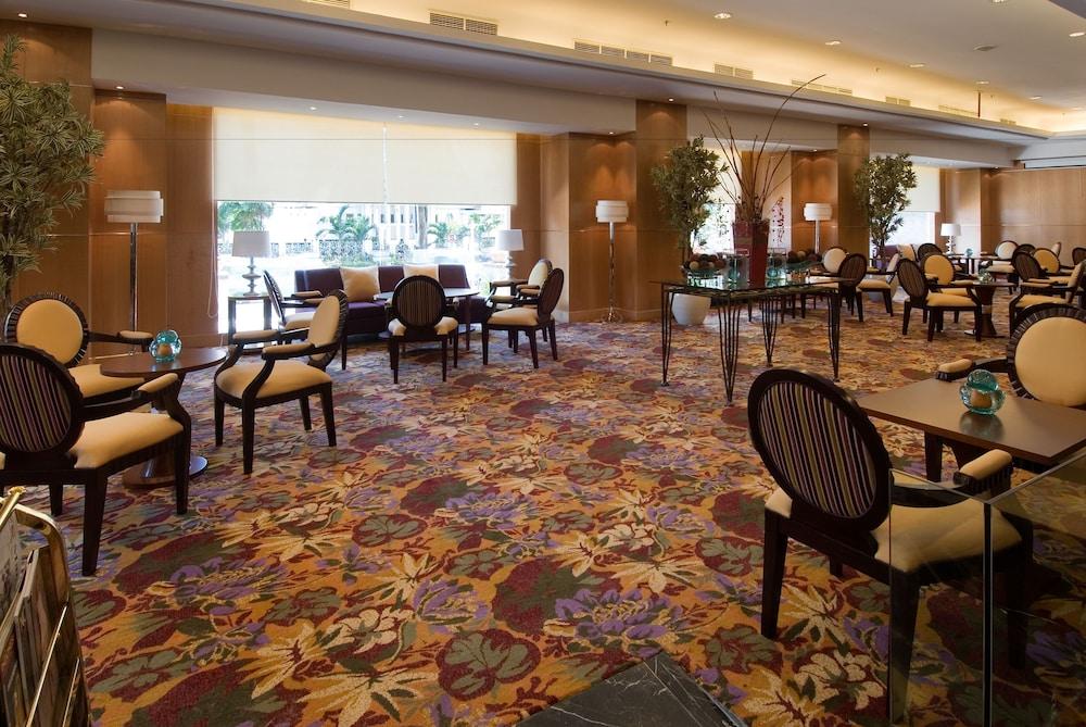 Aston Manado Hotel Экстерьер фото