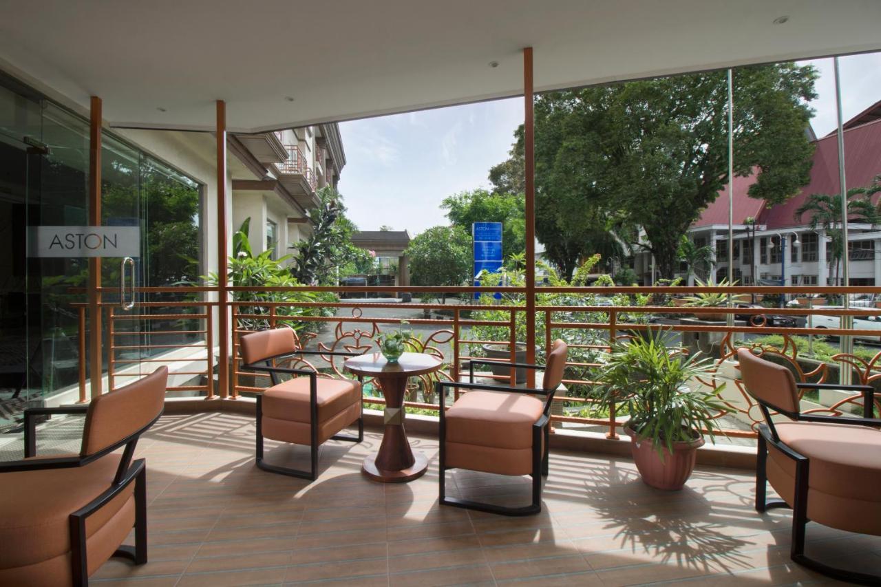 Aston Manado Hotel Экстерьер фото